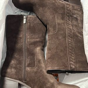 Vince Camuto NEW boots